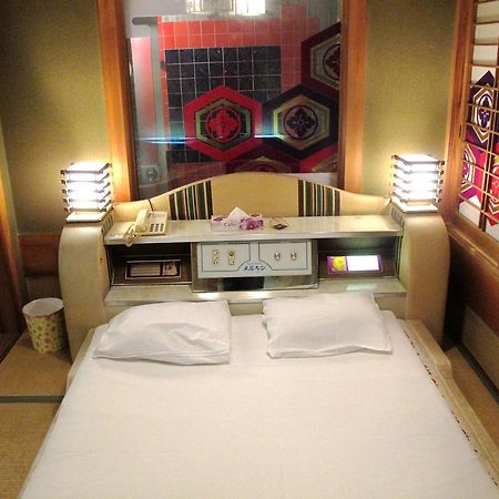 Yoshi'S House Vandrerhjem Ōsaka Eksteriør bilde